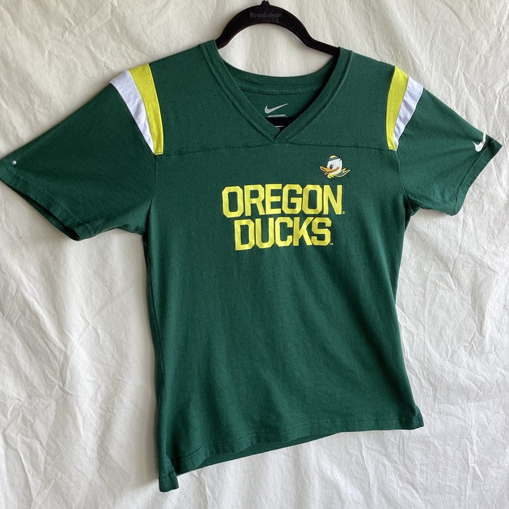 Nike Oregon ducks little girls v neck t shirt
